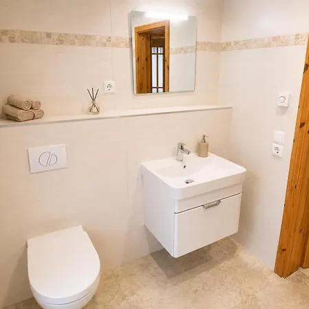 Mit Sauna -grussschinner Umgebindehaus- Zittauer Gebirge