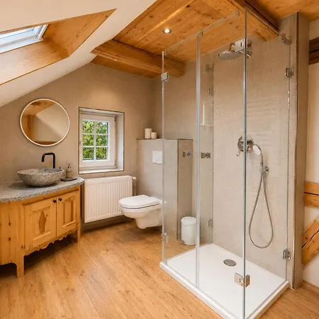 Mit Sauna -grussschinner Umgebindehaus- Zittauer Gebirge * Großschönau